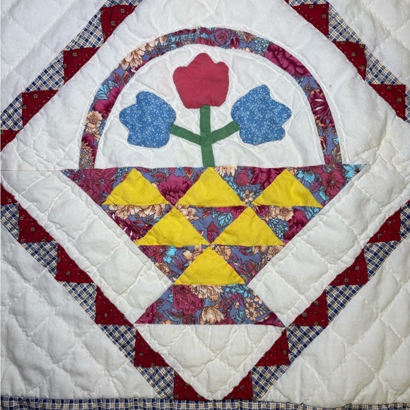 Vintage Patchwork Quilt Flower Basket With Shams 78x79 Appliqué Quilted - Picture 3 of 16